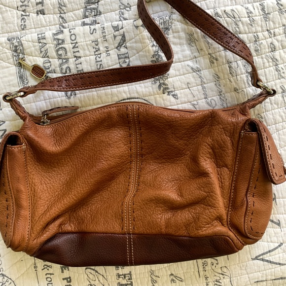 Fossil Leather Shoulder Bag with Side Pockets - Picture 2 of 5